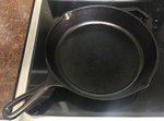 Lodge 10in skillet.jpg