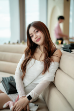 korean-beauty1-683x1024.png