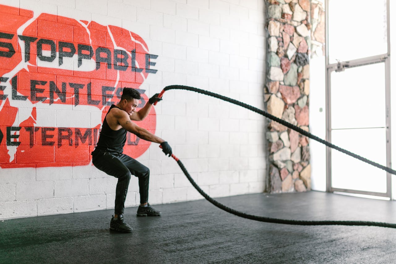 HIT vs HIIT: deux philosophies de l’entraînement à haute intensité – laquelle choisir ?