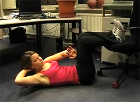 Video: Sit-Ups am Arbeitsplatz