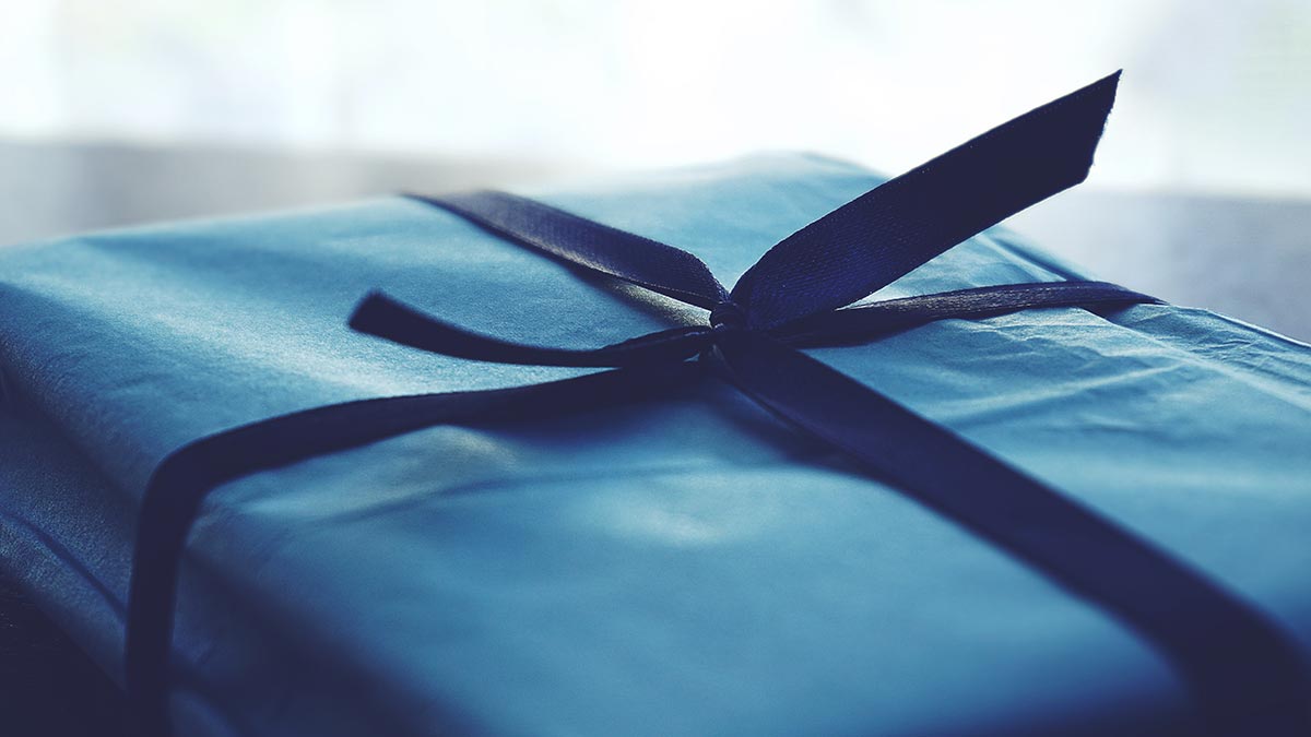 18 Fitness Gifts That Don't Suck (Except Maybe One)