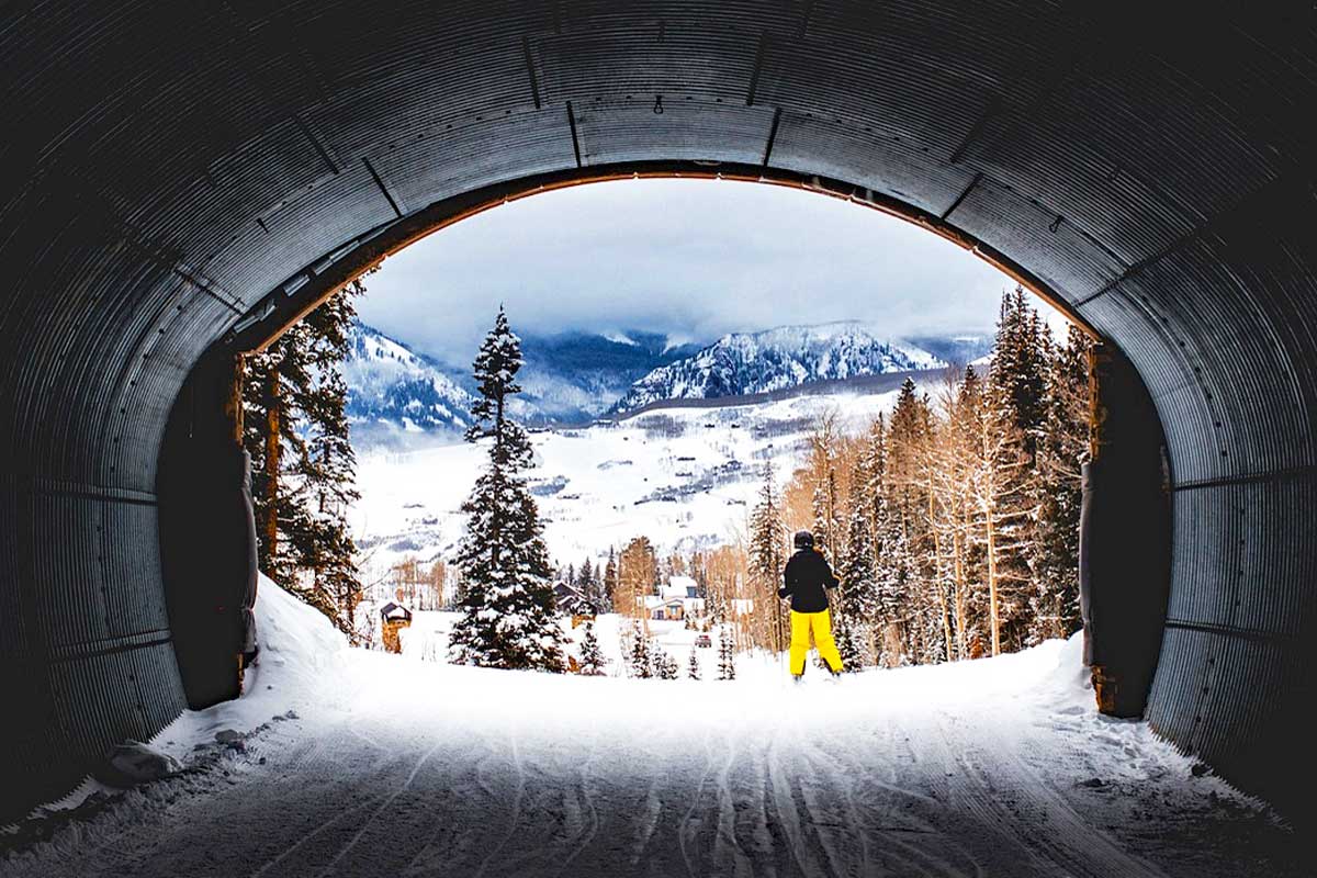 Skiing in Colorado: The Best Ski Resorts and Unique Features of the Ski Season