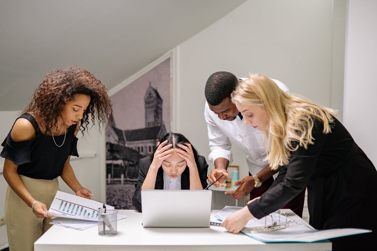 Sitzen, Stress, Stillstand – warum Deutschland Trainingshilfe in Sachen Fitness braucht