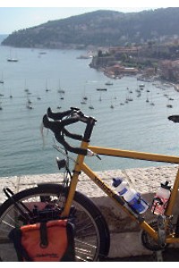 Viajar y fitness: ir al mar en bicicleta