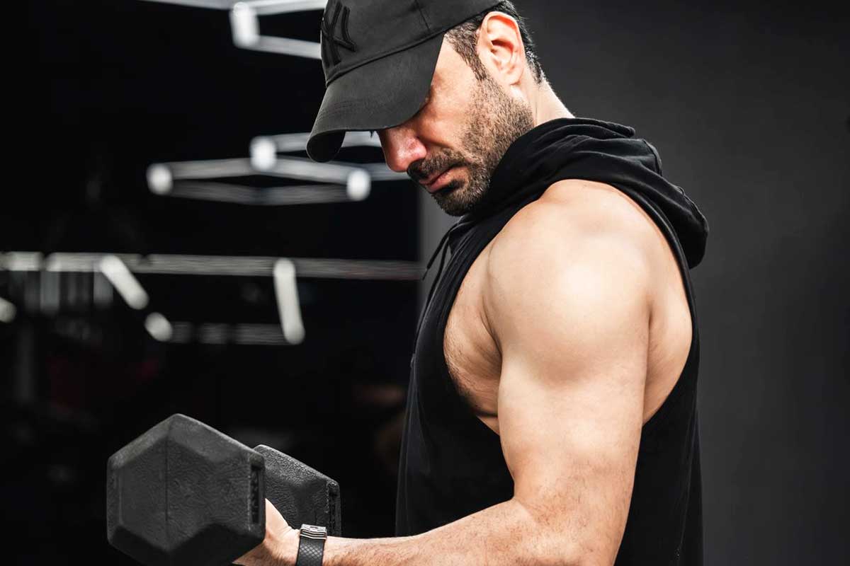 Supplemente im Fitnesssport: Was wirklich zählt – und was nur gutes Marketing ist