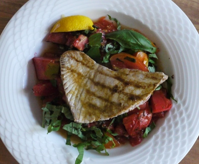 Thunfischsteaks mit scharfer Paprika