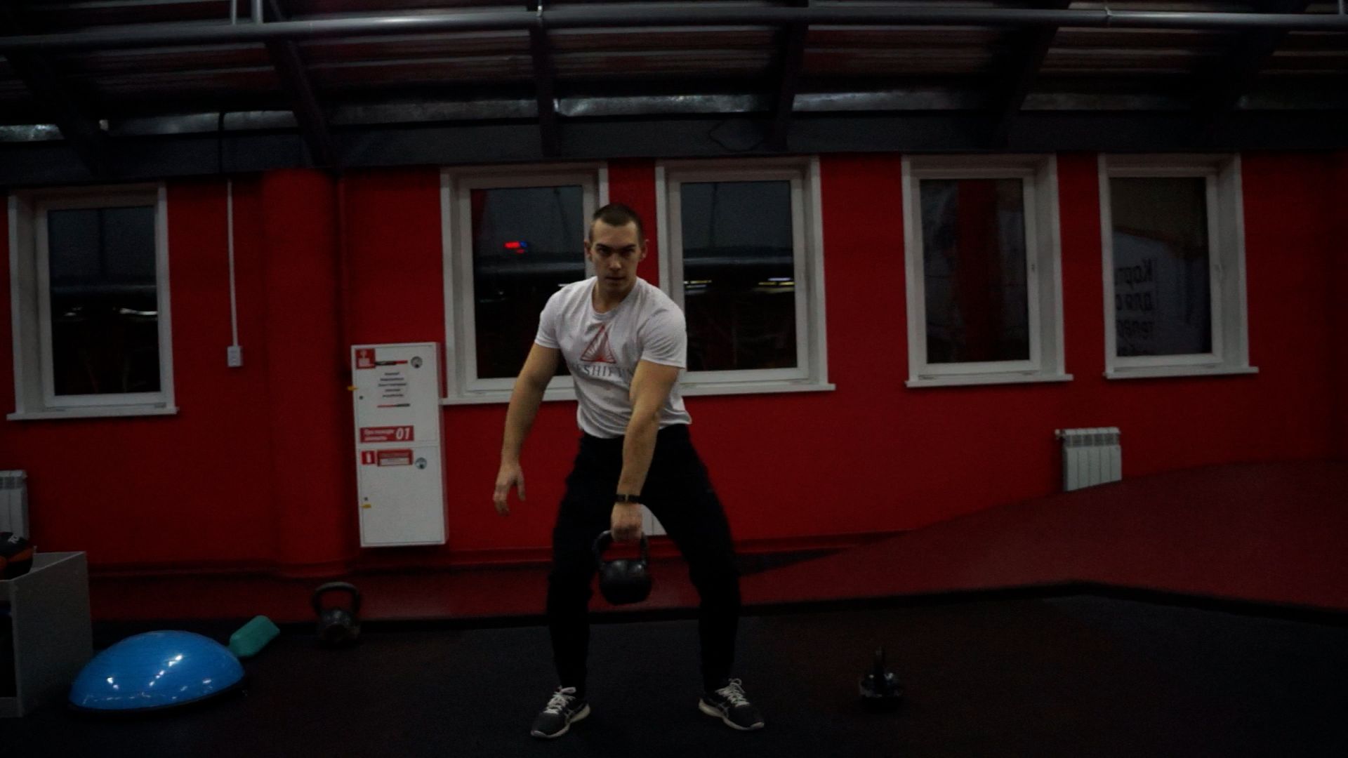 Alternating Hand Swings