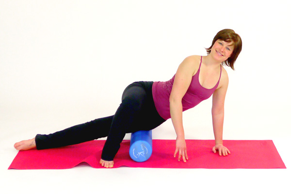 Massage der Oberschenkel mit Pilates Roller - Anti Cellulite